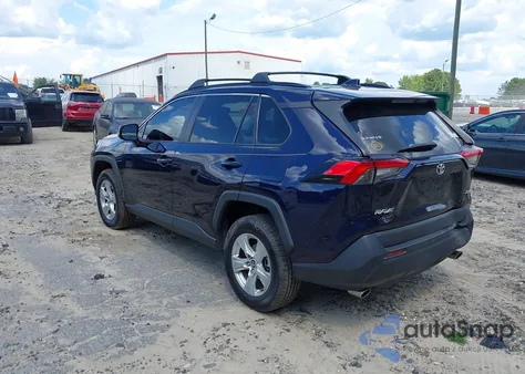 2020 Toyota Rav4 Xle z USA, uszkodzony, nr VIN 2T3W1RFV0LW063629